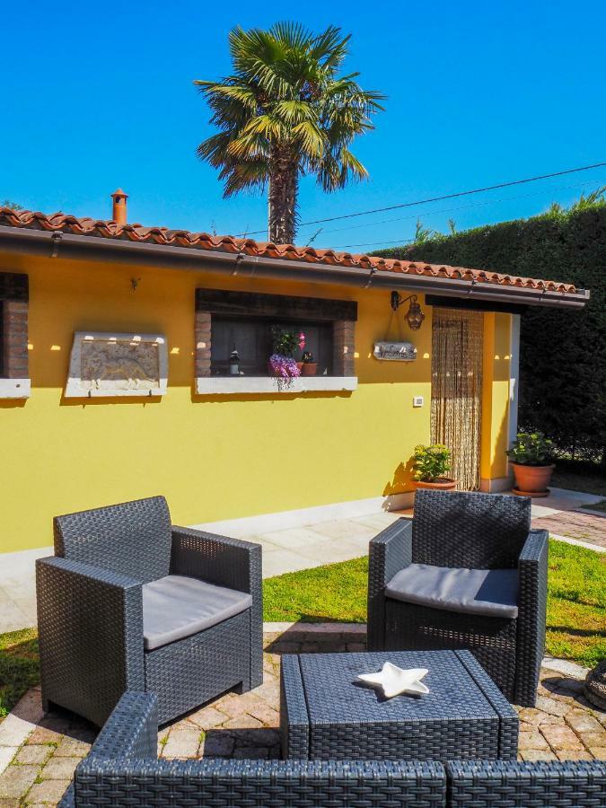 La Brigata Apartments Yellow House Cavallino-Treporti Exterior photo